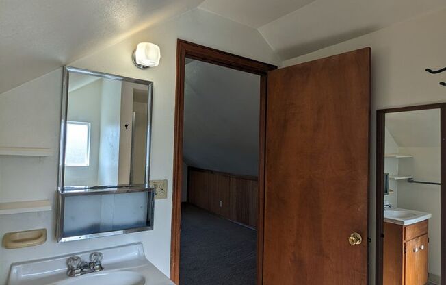 1 bed, 1 bath, $1,195