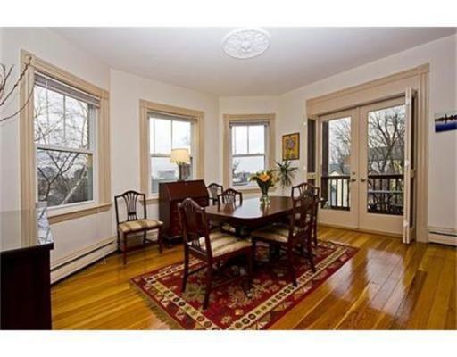 18 SUNSET ST