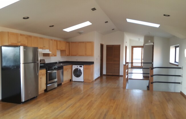 1 bed, 1 bath, $1,995, Unit 3Fl