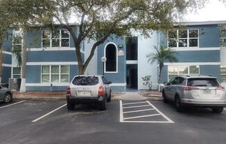 1 Bed / 1 Bath Condo in Venetian Place, East Orlando nr Airport
