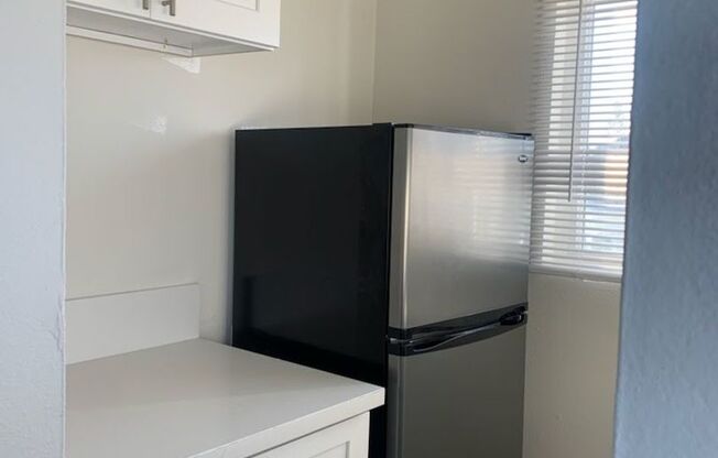 4050 W El Segundo Blvd