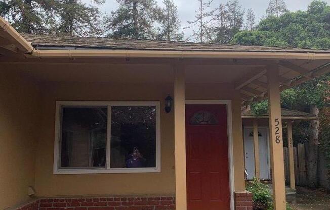 528 N FAIR OAKS AVE