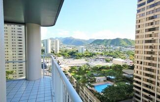HONOLULU PARK PLACE - Newly Renovated Spacious 1 Bedroom, 1 Bathroom, 1 Parking & Lanai!