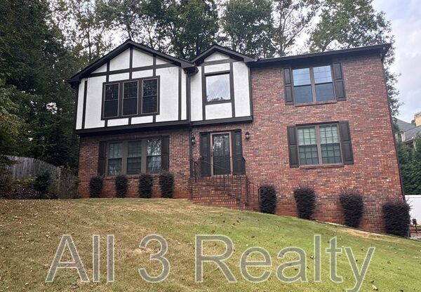 4059 CHARLESTON CT SE