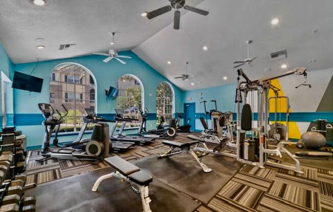 2 beds, 2 baths, $1,550