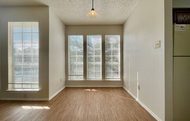 3 beds, 2 baths, 970 sqft, $1,390, Unit 3