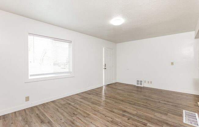 Spacious 4 Bed, 2 Bath Pet-Friendly Home with Central Air & Garage! - Available NOW!