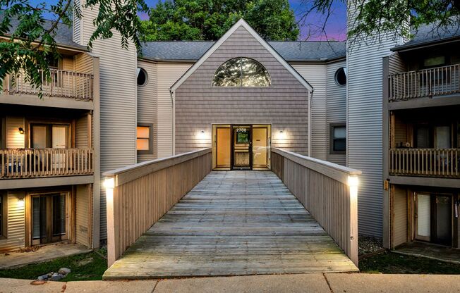 3 Bedroom/2 Bathroom Oakridge Apartments Unit!