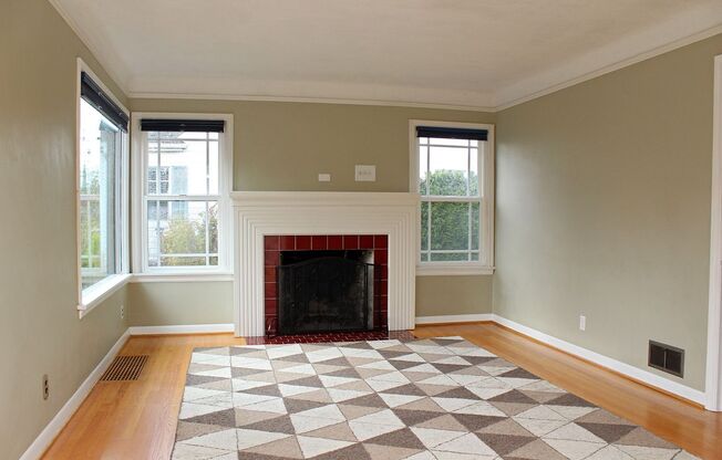 Charming Updated 2 Bedroom Kenton Ranch with Great Yard!