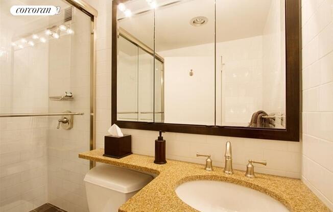 1 bed, 1 bath, $3,950, Unit 1226