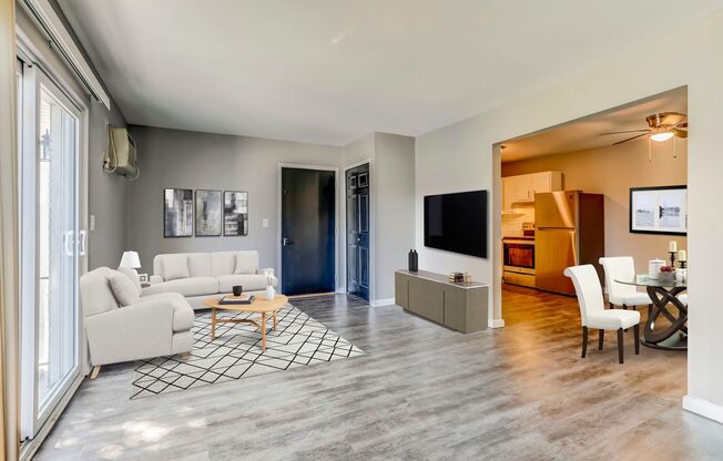 1 bed, 1 bath, 730 sqft, $999, Unit Unit 7