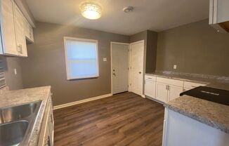 2 beds, 1 bath, $1,395