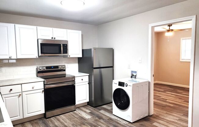 2 beds, 1 bath, $1,200