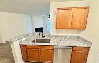 2 beds, 2 baths, $1,395, Unit 321-302