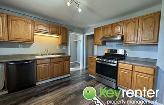 3 beds, 1 bath, $2,450