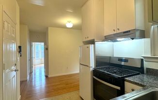 1 bed, 1 bath, $2,495, Unit 04