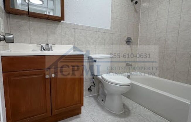 2 beds, 1 bath, 827 sqft, $1,825, Unit 6900- 5th