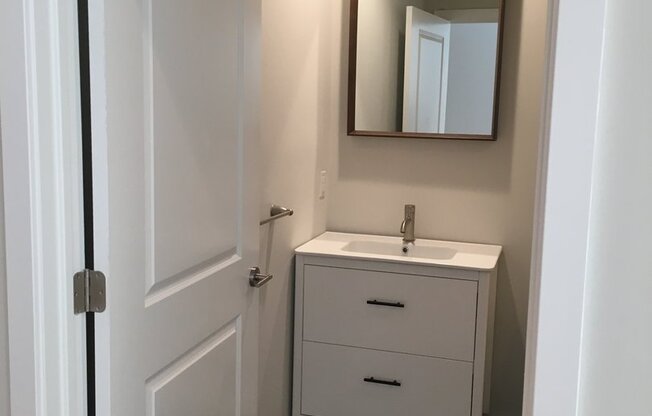 1 bed, 1 bath, 900 sqft, $1,425, Unit 306
