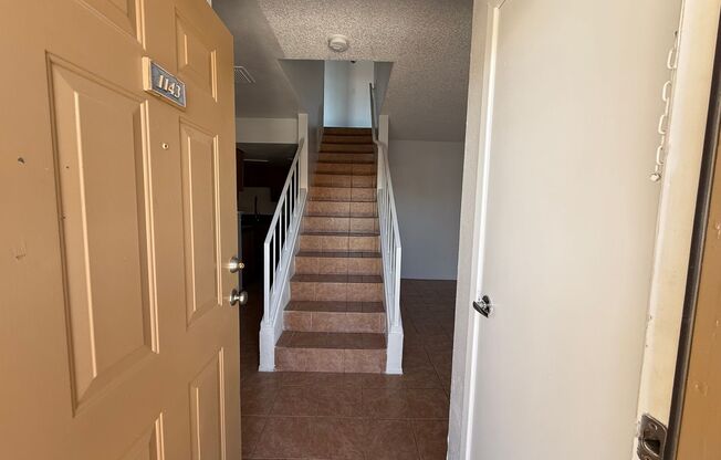 2 Bedroom Townhome - Shadow Mountain Villas - Comm. Pool