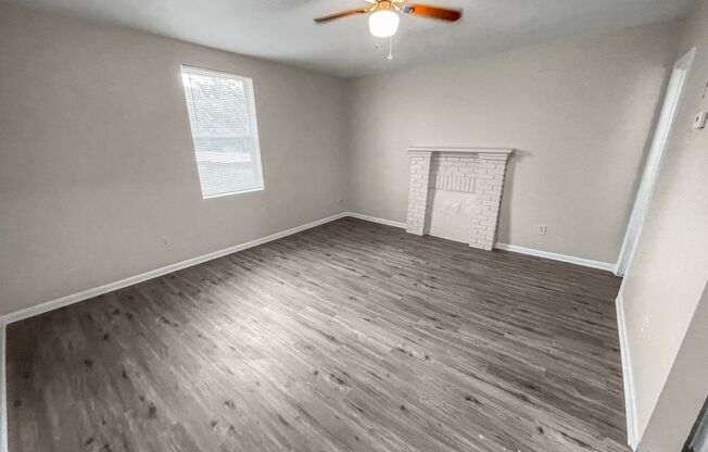 Cozy 1 Bed / 1 Bath Apartment – Heart of Tavares – Only $1,008/mo (Effective Rent!)