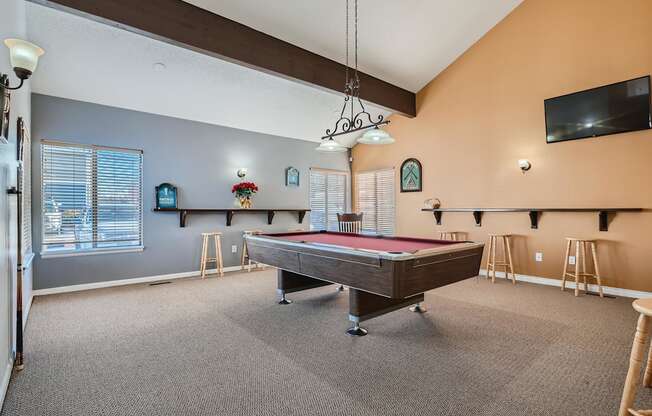 Clubhouse with Pool Table at Horizon East Apartments