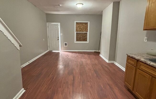 Spacious 3-Bedroom Single-Family Home in Kensington – Available Now