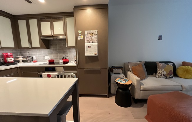 1 bed, 1 bath, $3,500, Unit 4L