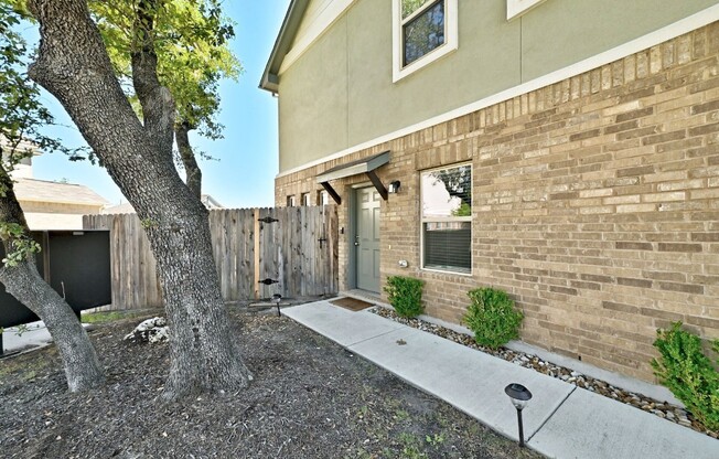 12813 LEATHERBACK LN