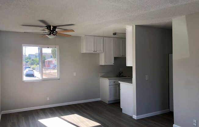 2 beds, 1 bath, $2,200, Unit 2231-01