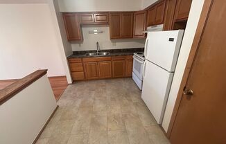 1 bed, 1 bath, $995, Unit 6
