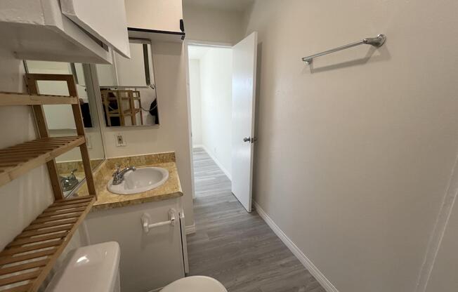 1 bed, 1 bath, 400 sqft, $1,695