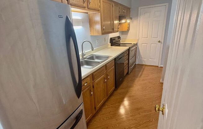 815 Deering Rd