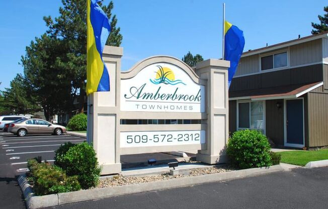 2 beds, 1.5 baths, 942 sqft, $1,325, Unit 4321B02