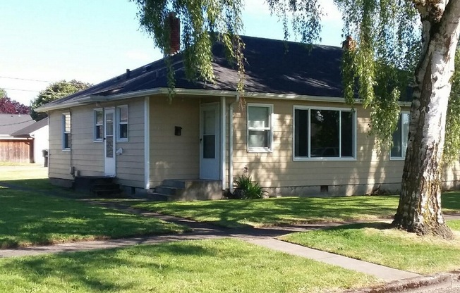 1034-1040 18th Ave