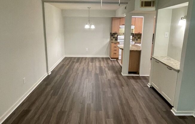3 bd 1.5 ba Condo