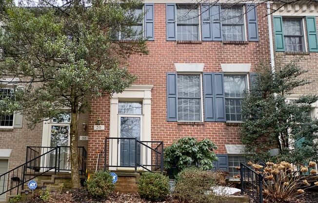 Charming 4 Bedroom/3 Bathroom Townhome in Mays Chapel-Chapelgate (Lutherville)