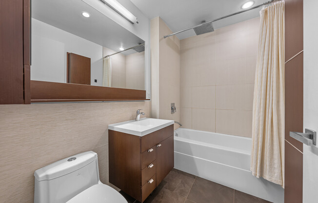148 E 24 ST