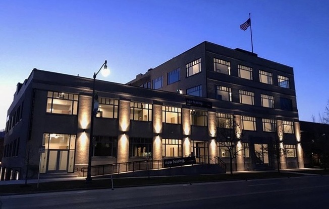 Studio, 1 bath, 540 sqft, $1,340, Unit 406