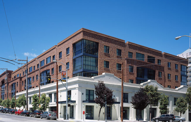 1 Bed + Office, 1 Bath SOMA Condo w Rooftop - 1 Parking Included, 1 Addtnl Pkg Option