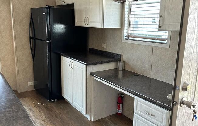 2 beds, 1 bath, 832 sqft, $826, Unit 66