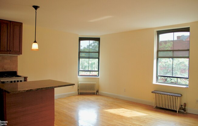 1 bed, 1 bath, $3,750, Unit 6D