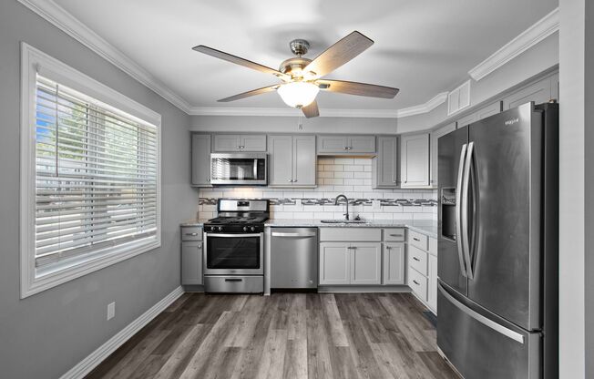 3 beds, 1.5 baths, 1,530 sqft, $1,495, Unit O1