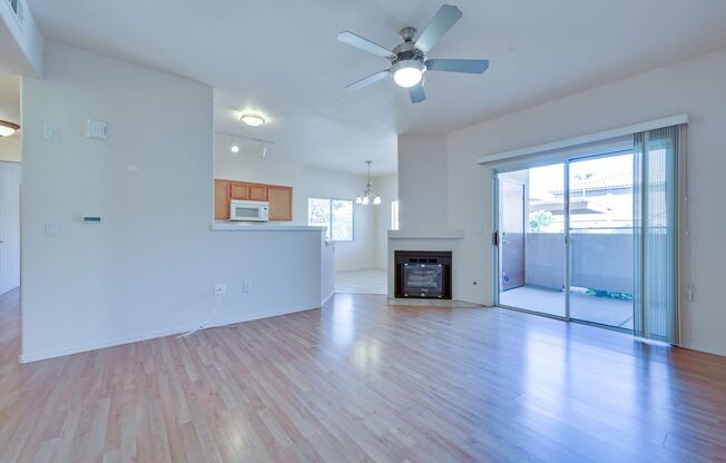 SE!!! Gated!! 2 Bedroom 1st Floor with Balcony!! Community Pool, Spa, Clubhouse!!! Fitness Room!! No Carpet!!