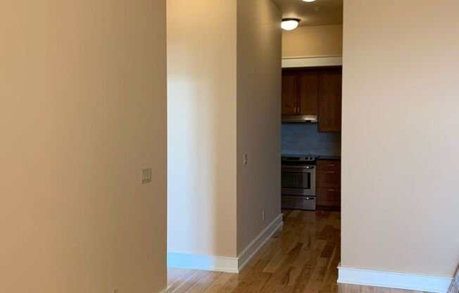 1 bed, 1 bath, $1,450, Unit 202