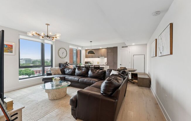 1211 VAN ST SE