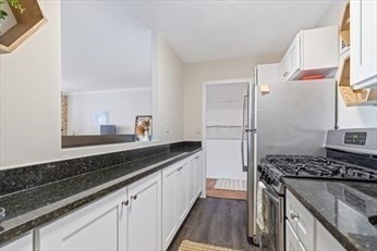 9 Hawthorne Pl