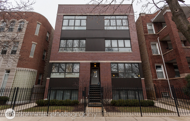 3322 W Eastwood Ave 2