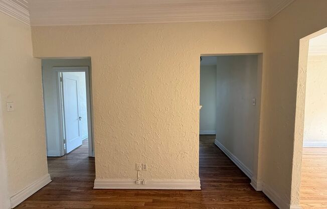 2 beds, 2 baths, 1,303 sqft, $2,200, Unit New King Edward  401