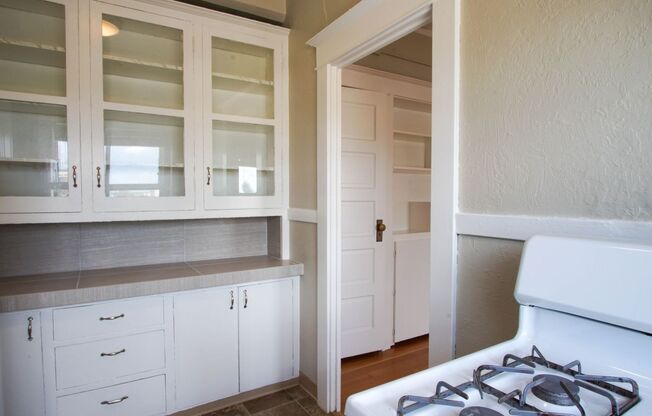 1 bed, 1 bath, $1,295, Unit 58