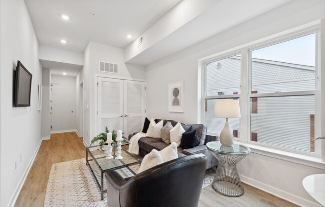 1 bed, 1 bath, 482 sqft, $1,289, Unit 308
